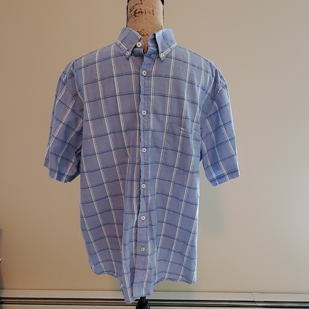 Men's short-sleeved button down
